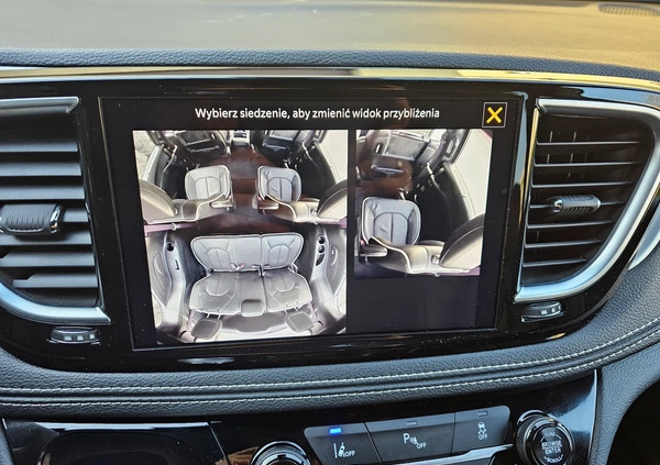 Chrysler Pacifica cena 231117 przebieg: 28268, rok produkcji 2021 z Jarosław małe 436